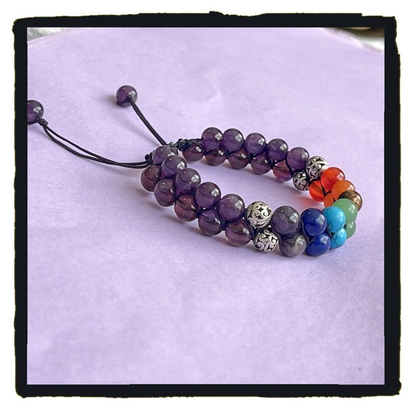 💕Beautiful Chakra Macrame Bracelet Adjustable Real Gemstones💕 - Picture 3 of 6